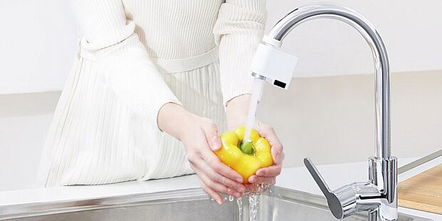 Сенсорная насадка на кран Smartda Induction Home Water Sensor (White/Белый) - 4